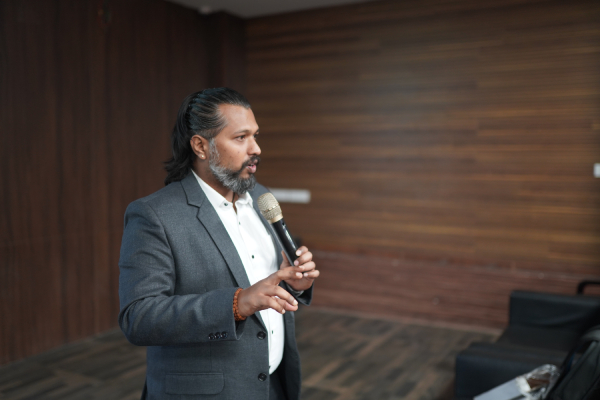 Leadership program Post in Social Media (2)