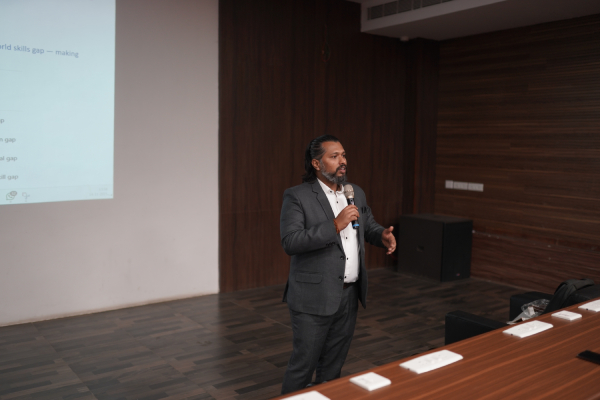 Leadership program Post in Social Media (5)