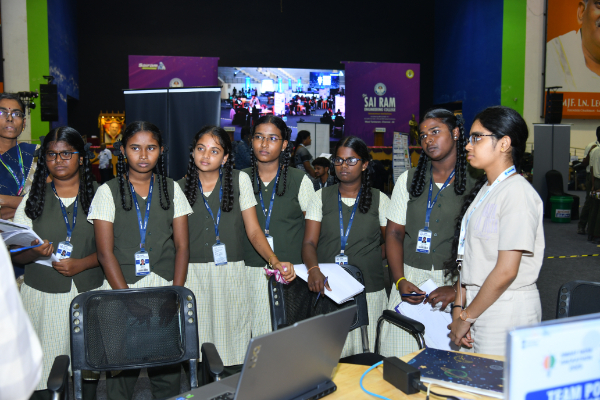 Day 2 at SIH 2025 – Hardware Edition is surging with innovation (10)