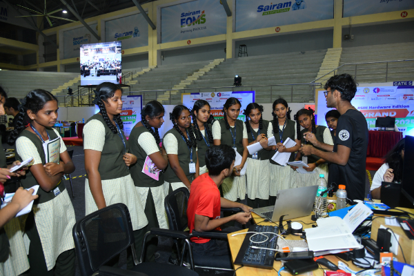 Day 2 at SIH 2025 – Hardware Edition is surging with innovation (8)