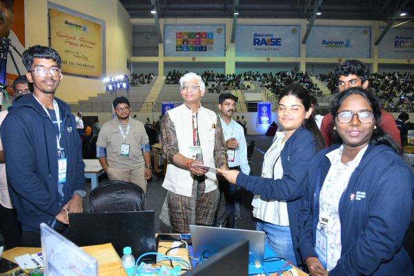 Innovation gains speed on Day 3 at SIH 2025 (5)