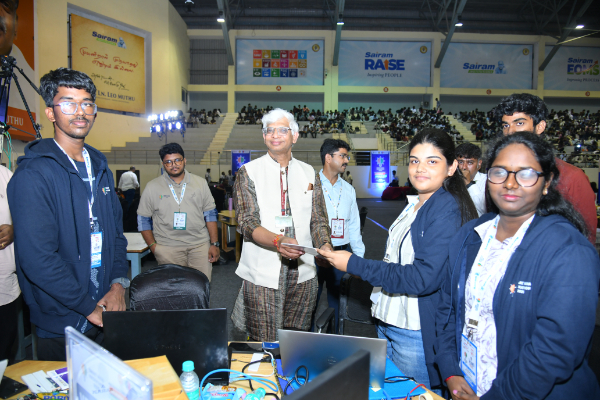 Innovation gains speed on Day 3 at SIH 2025 (6)